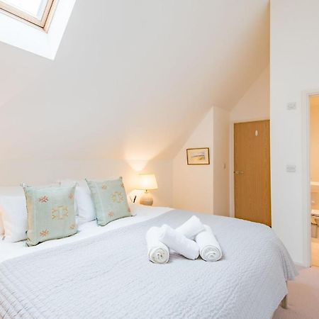The Loft At Emperor Court By Bloom Stays Canterbury Exterior foto