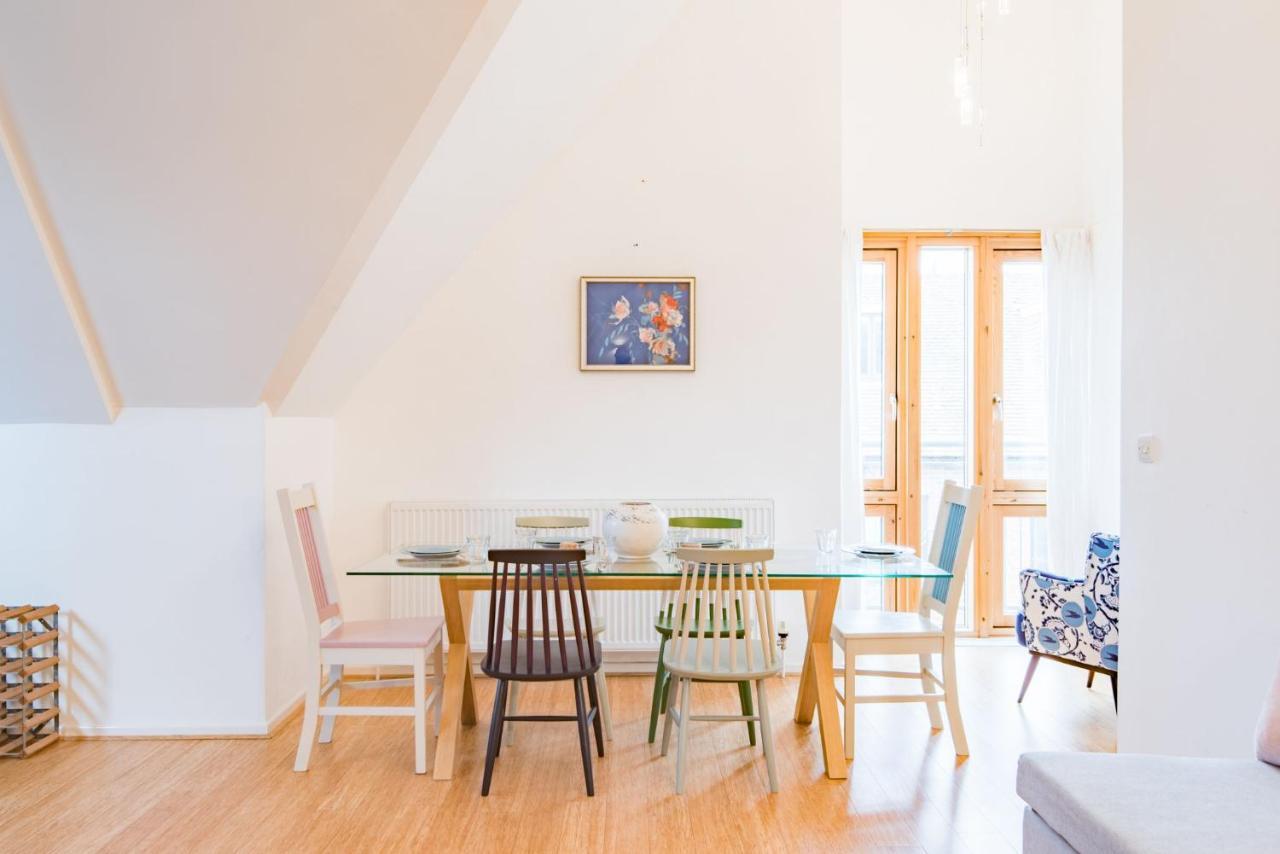 The Loft At Emperor Court By Bloom Stays Canterbury Exterior foto