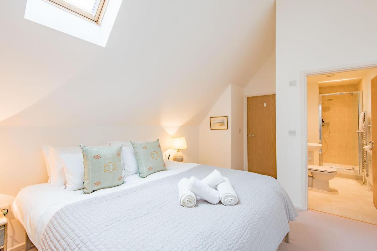 The Loft At Emperor Court By Bloom Stays Canterbury Exterior foto