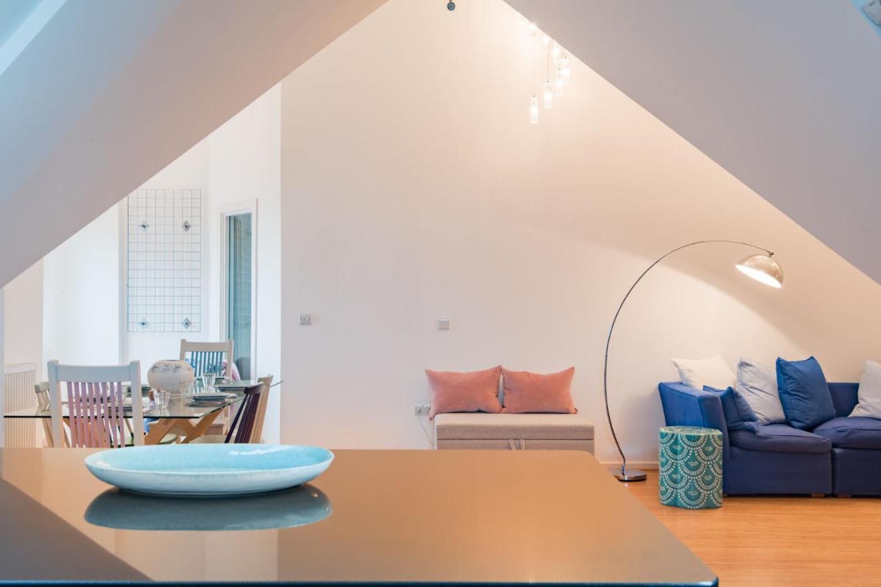The Loft At Emperor Court By Bloom Stays Canterbury Exterior foto